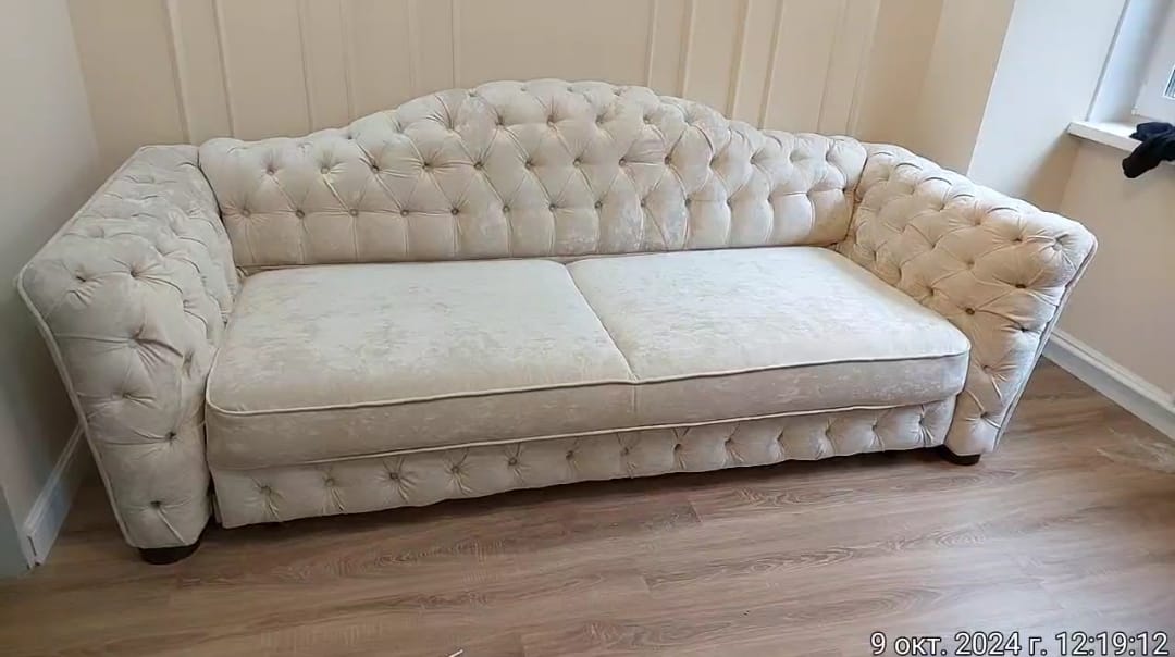 Обивка дивана. Новоаннинский