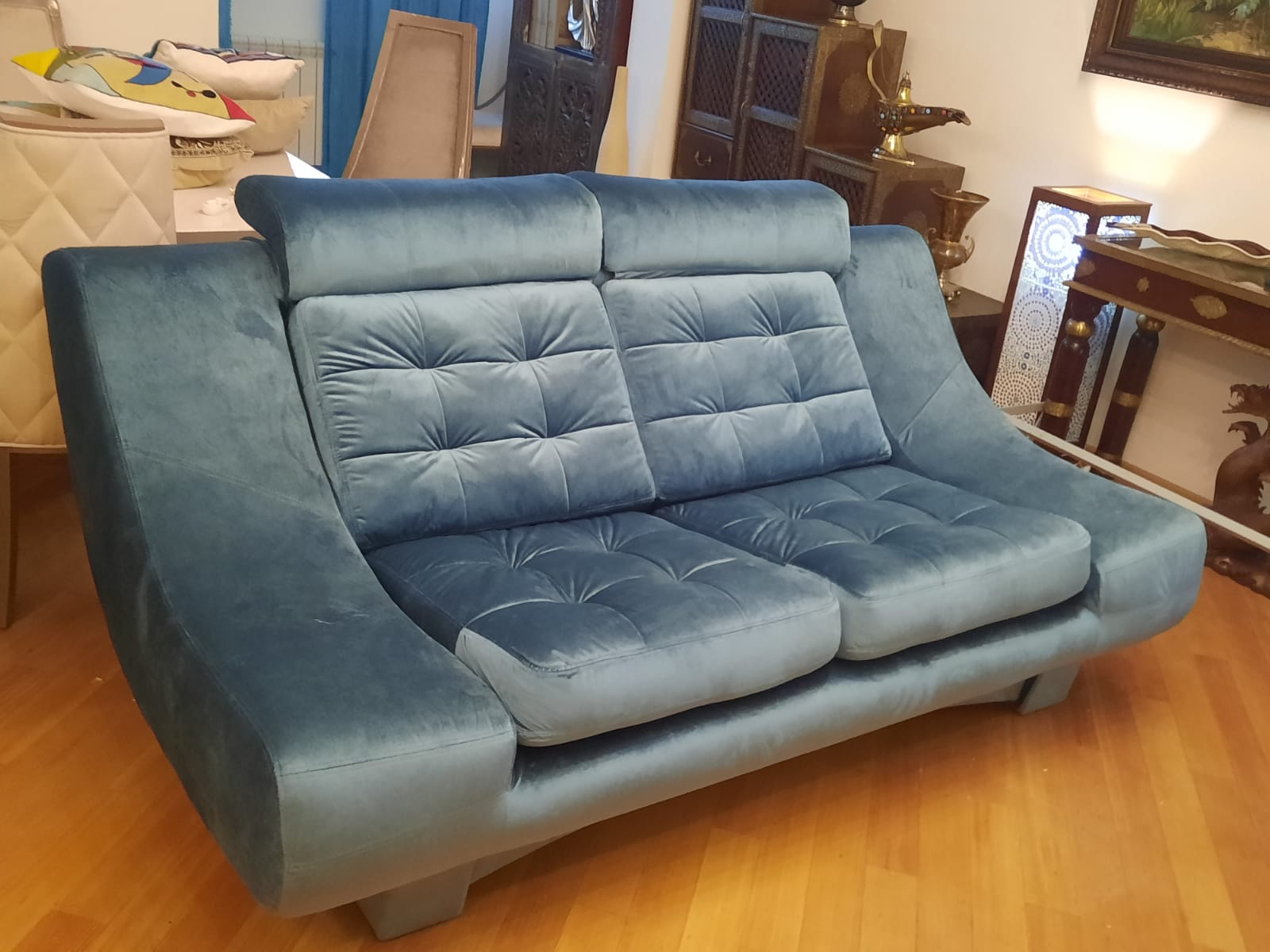 Обивка дивана на дому. Новоаннинский