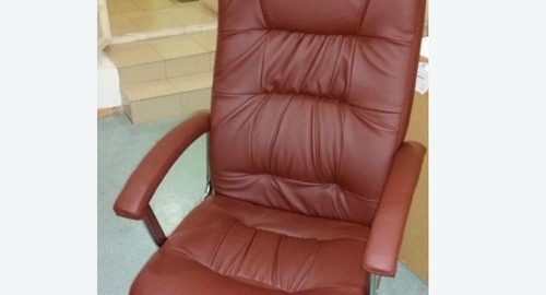 Обтяжка офисного кресла. Новоаннинский